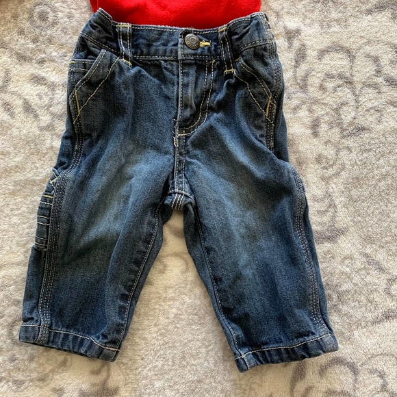 3 Month Bundle OshGosh Jeans & Onsie - Picture 8 of 9